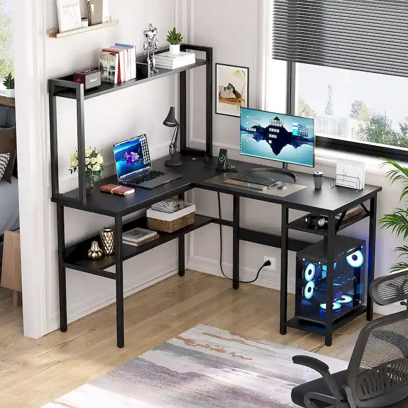 Scrivania angolare a L per computer con alzata e ripiani contenitori, tavolo da gaming ad angolo con luci LED