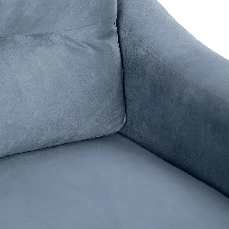 Wygodna sofa lub fotel tapicerowane aksamitem