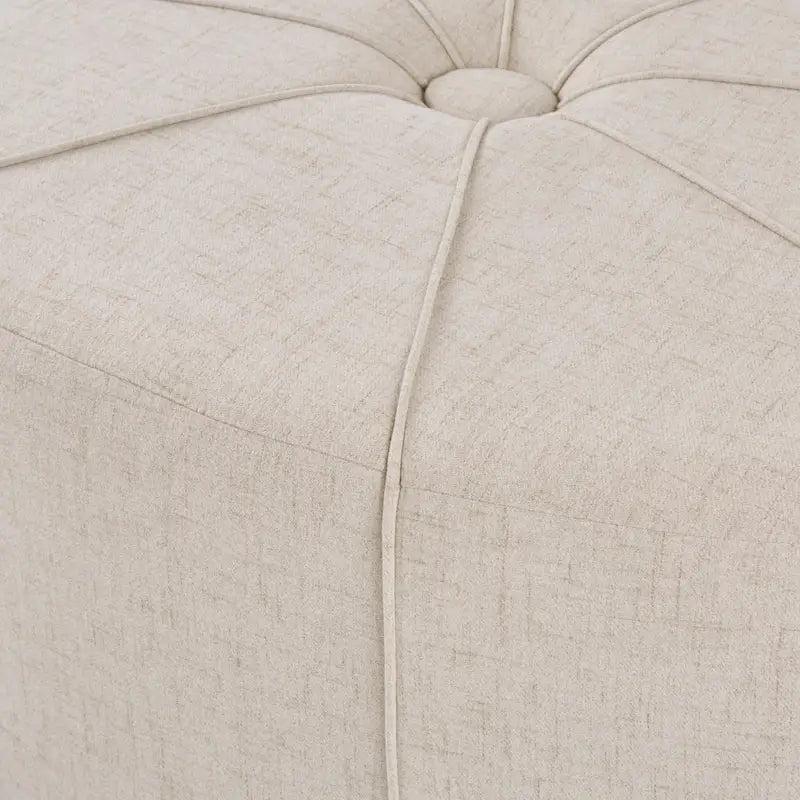 Pouf ovale oversize imbottito e trapuntato