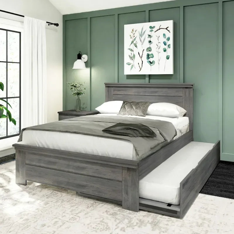 Letto matrimoniale stile rustico con testiera a pannelli e letto estraibile